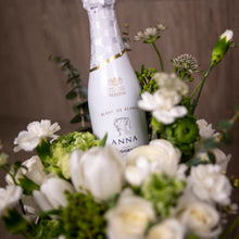 將圖片載入圖庫檢視器 白色花園