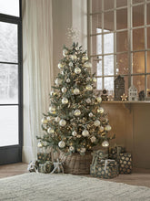 將圖片載入圖庫檢視器 LUXURY US NOBLE FIR CHRISTMAS TREE 5-6ft
