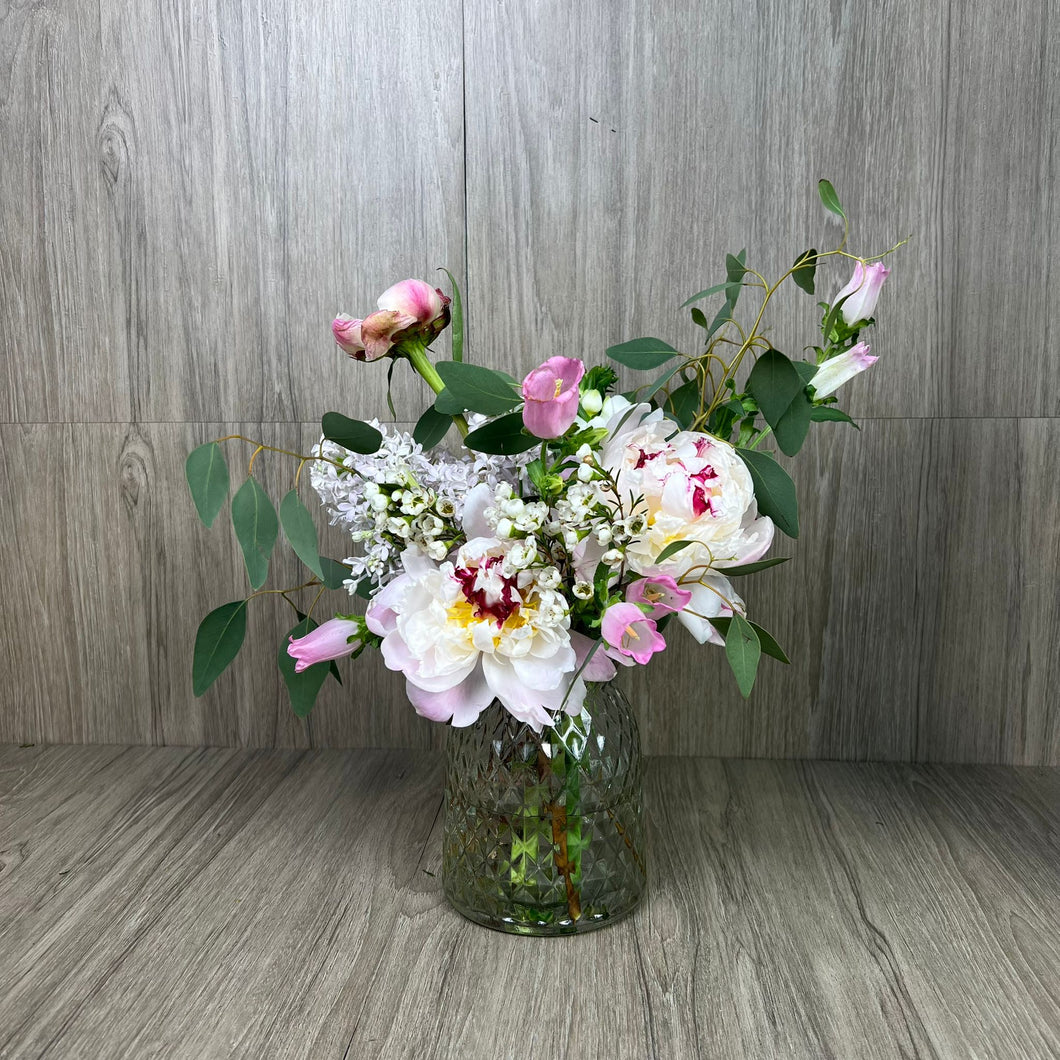 GRACEFUL PEONIES IN VASE